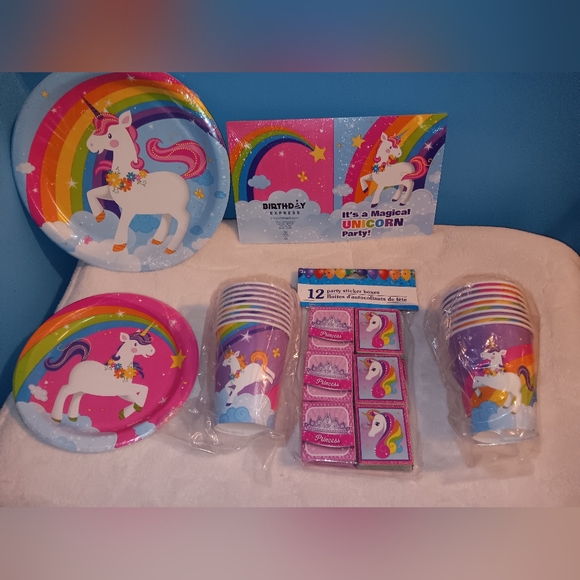 NWOT Birthday Express Fairy Tale Unicorn Birthday Party Kit for 8 Guests - Picture 2 of 4